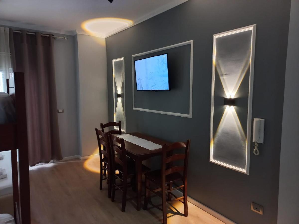 Lungomare Apartament Sea View Vlorë Eksteriør billede