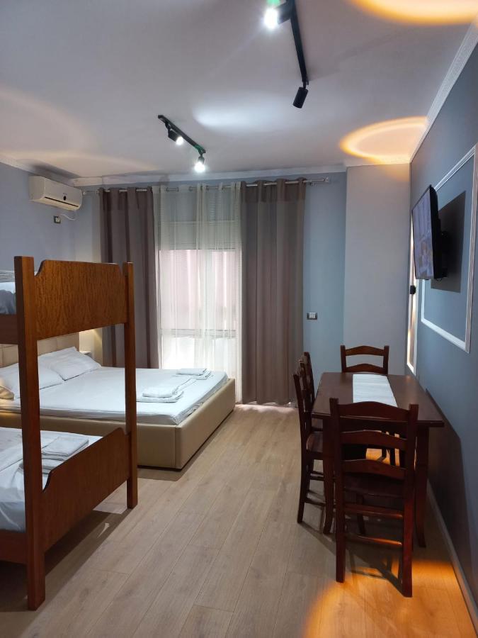 Lungomare Apartament Sea View Vlorë Eksteriør billede